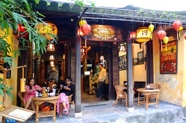 Explore Hoi An Ancient Town and Coconut Village with Dinner