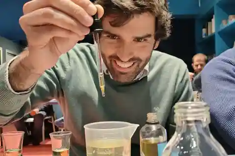 Barselona: Vermut Tadım ve Üretim Atölyesi