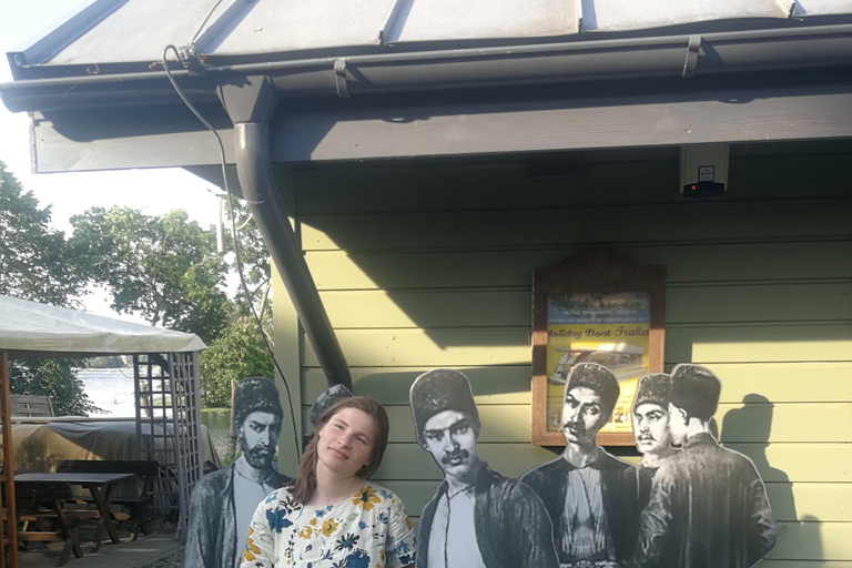 From Vilnius: Trakai Eco-Friendly Half Day Trip By Train