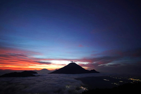 Da Yogyakarta: Tour di Dieng, alba dorata e piantagione di tè