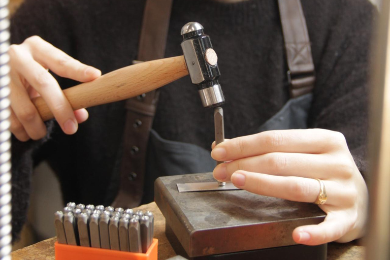 Toulouse: Introduction to customizable 925 sterling silver bracelet jewelry Intro to jewelry: customizable 925 silver bracelet with message