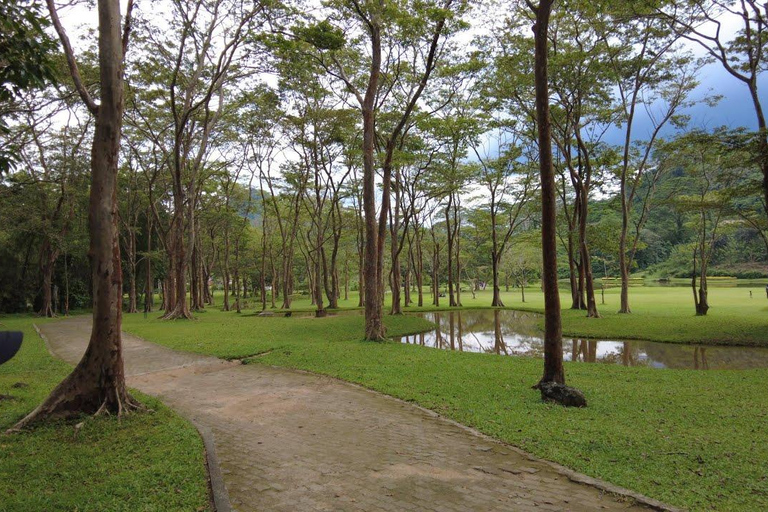 Sri Lanaka : Sitawaka Odyssey Tourist Train Day Trip Zone