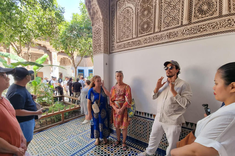 Marrakech: Historical Monuments, Souks & Medina Guided Tour Shared Group Walking Tour in English– From the Meeting Point