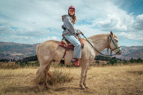 Cusco: Horseback Riding and Pachamama Ceremony Tour