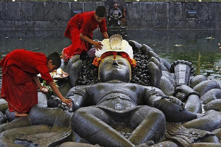 Kathmandu ontdekken: bustour langs hoogtepunten van de stadVanuit Kathmandu: bustour langs hoogtepunten van de stad