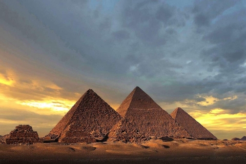 Rondleiding door de piramide van KhafreDagtour met gids naar piramides van Gizeh, inclusief de piramide van Khafre