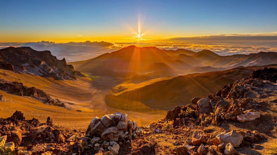 Maui: Haleakala Sunset and Stargazing Tour z kolacją | GetYourGuide