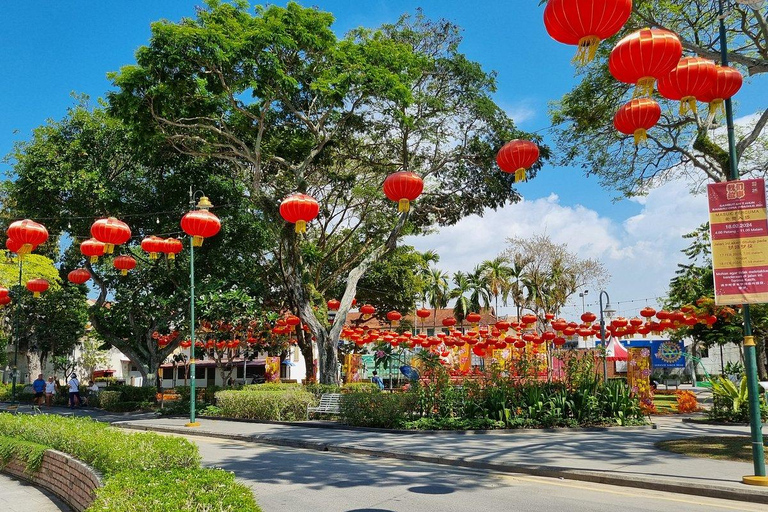 Penang: Georgetown Heritage Tour , Trishaw Ride & transfers