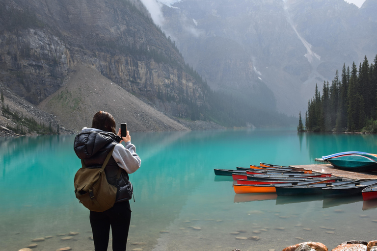 Desde Banff: Autobús lanzadera a Lake Louise y Moraine Lake.