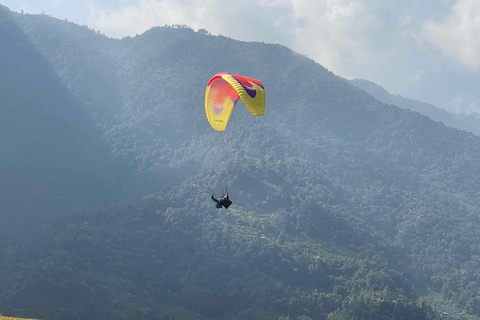 Parapendio in Nepal