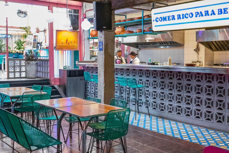 Bogotá: Chapinero Alto Walk with Coffee &amp; Local Market