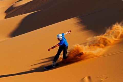 Doha : Safari dans le désert avec balade à dos de chameau, quad et planche à voile