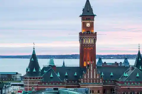 Best of Helsingborg: Private Walking Tour with a Local