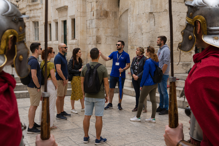 150-Min Split: Diocletian’s Palace, Markets & Fisherman Port Diocletian’s Palace, Markets & Fisherman Port GROUP TOUR