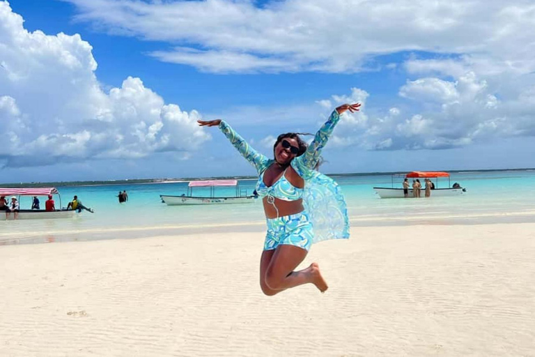 ZANZIBAR: Nakupenda Sandbank Day tour with Seafood BBQ Private tour with Hotel pick up and drop off included