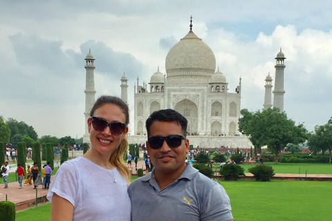 From Delhi: Taj Mahal & Agra City Day Tour (All-Inclusive)