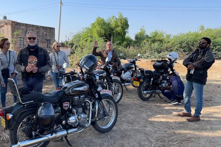 Agra: Evening Guided City Bike Tour with Hotel Pickup