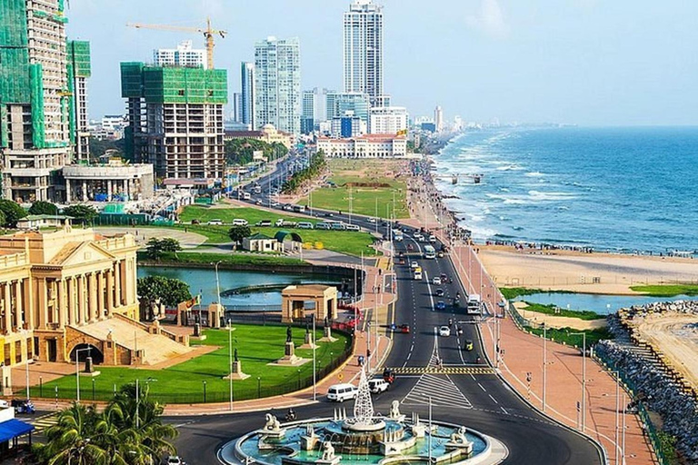 From Negombo: Colombo Private Guided City Tour with Transfer