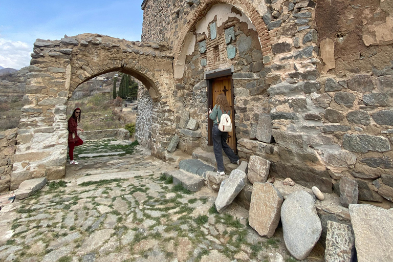 Yerevan: 3-Day Private Tour to Meghri & Tatev Monastery