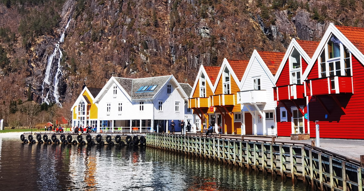 Flexible tour to Modalen Castle Hesjedalsfossen can hiking | GetYourGuide