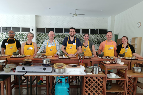 Kuala Lumpur: Malaysian Cooking Class with Market Tour Kuala Lumpur: LaZat Malaysian Cooking Class with Market Tour