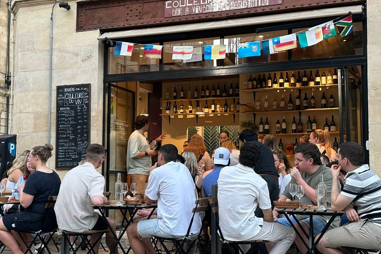 Bordeaux: tour a piedi con degustazione di vini e formaggi