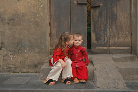 Hoi An: Traditional Costume Rental, Makeup & Photoshoot Professional Hair & Makeup Styling