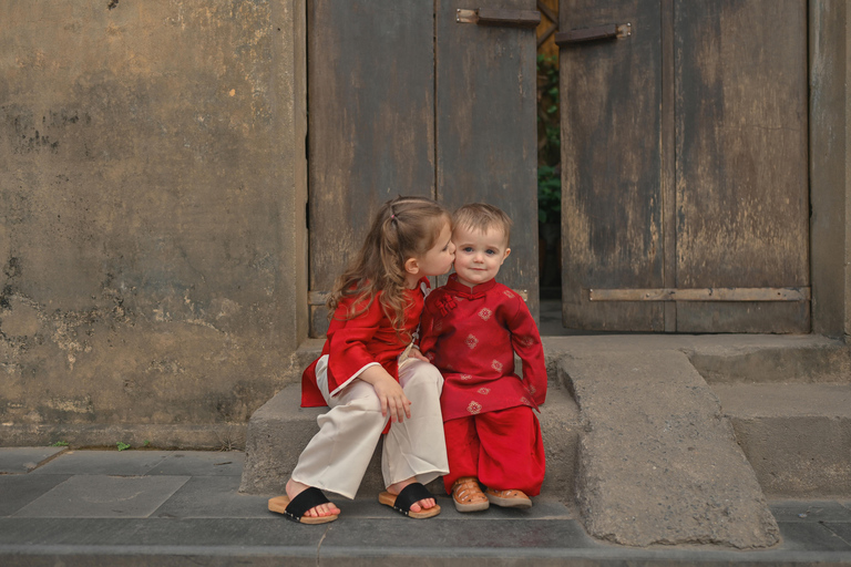 Hoi An: Traditional Costume Rental, Makeup & Photoshoot Professional Hair & Makeup Styling