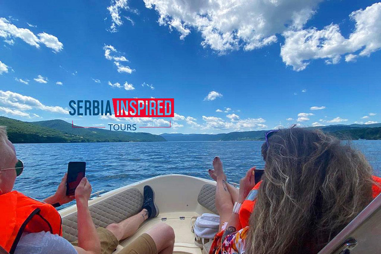 Belgrad: Fahrt auf der Blauen Donau und 1-stündige Speedboat-FahrtGemeinsame Tour