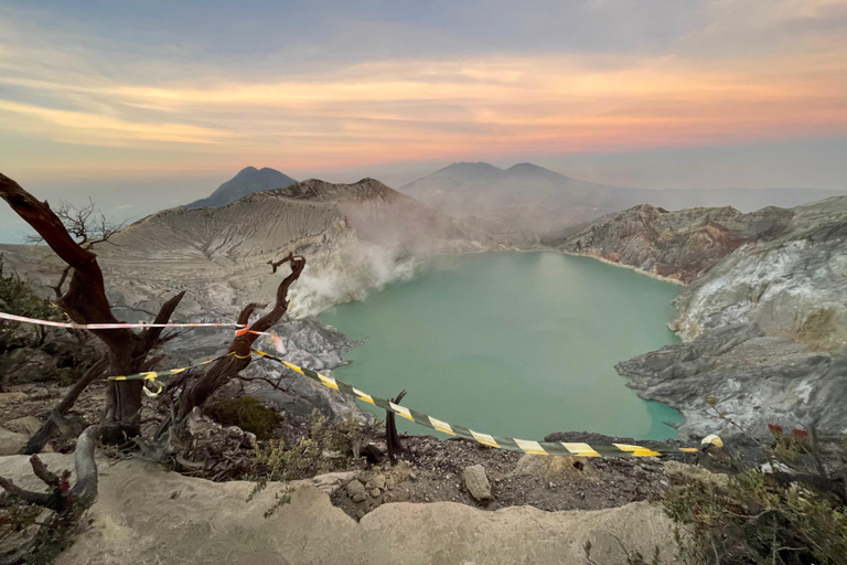 Yogyakarta : excursion à Bromo + Ijen + parc national de Merubetiri