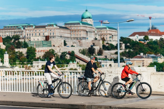 Visit Budapest Grand Sightseeing Bike Tour in Budapest