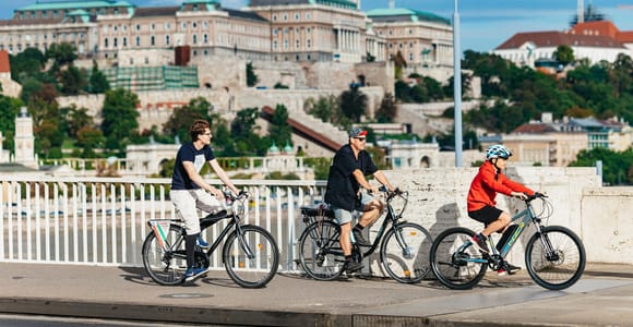 Budapest: Grand Sightseeing Bike Tour
