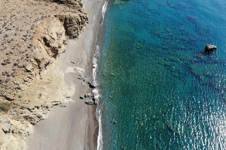 Creta: Passeio Off-Road ao Sul da Praia de Trypiti com almoço e vinhoCreta: Desfiladeiro de Trypiti e safári no mar de Creta do Sul