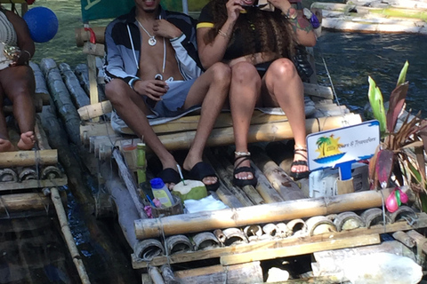 Montego Bay : Rafting en bambou sur la rivière Lethe / Massage à la pierre calcaire