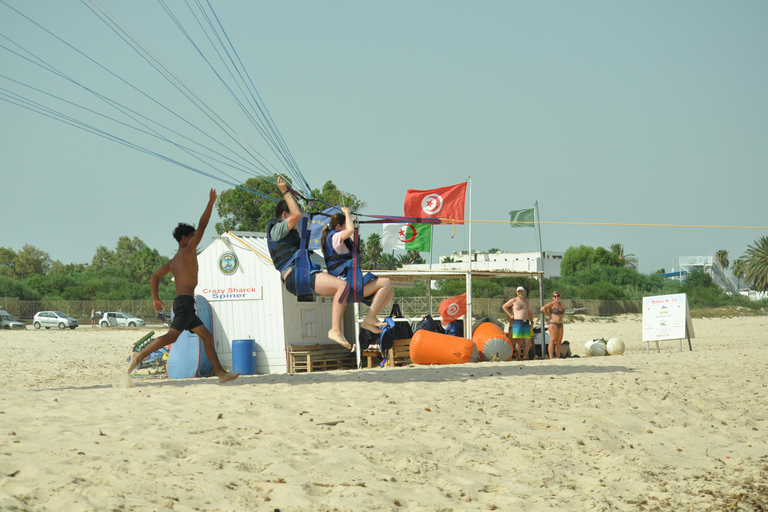 Hammamet: Parasailing flight over the Mediterranean Hammamet: Parasailing flight over the Mediterranean – DUO