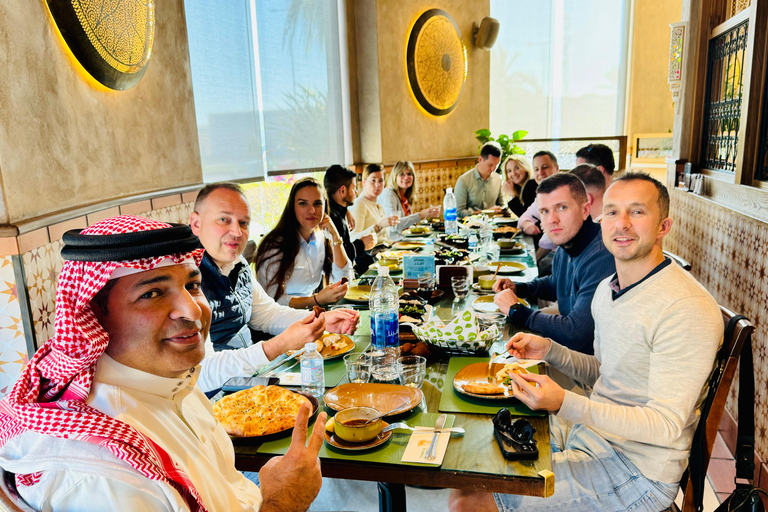 From Manama: Bahrain Full-Day Tour by Luxury Bus
