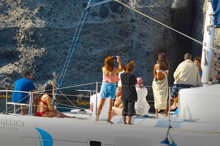 Santorini: Sunset Cruise with Greek Dinner and TransferGroup Tour