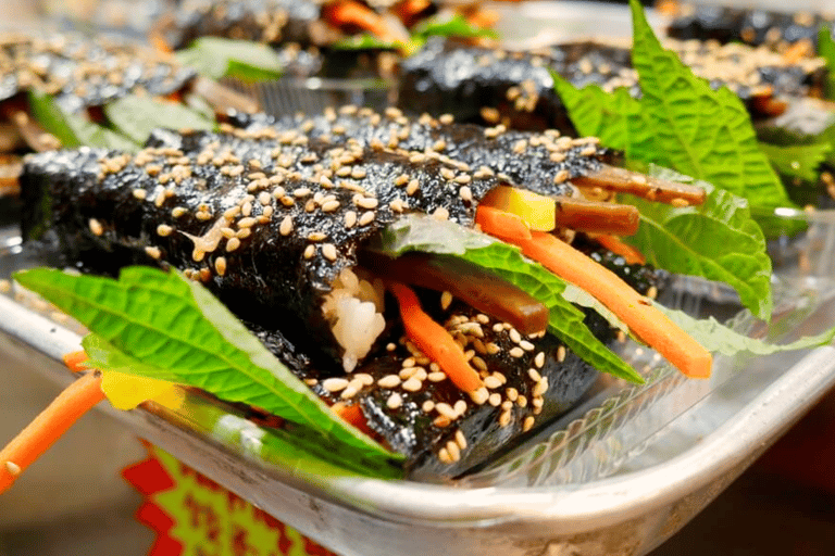 Séoul : Visite culinaire Netflix au marché de GwangjangVisite de groupe avec 3 dégustations de cuisine de rue