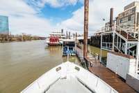 Sacramento, croisière fluviale avec l'histoire narrée - Housity