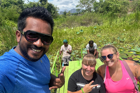 Vanuit Kandy: Sigiriya en Pidurangala Rots Tuk Tuk Safari