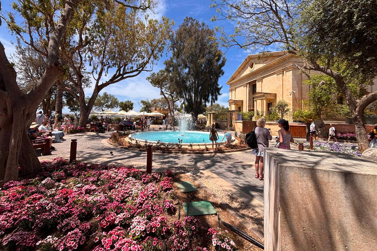 Valletta: 2.5h Walk with Local Guide, History & Stories