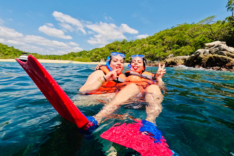 Check out the viewpoints and snorkel at Playa La Entrega Check out the viewpoints and snorkeling spots at Playa La Entrega