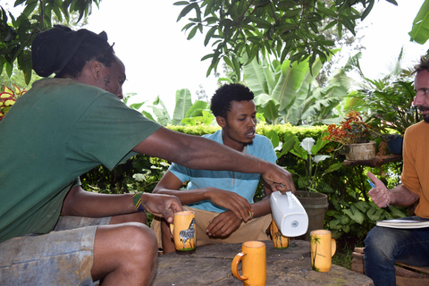 Arusha: Aula de cerâmicaAula de olaria com almoço