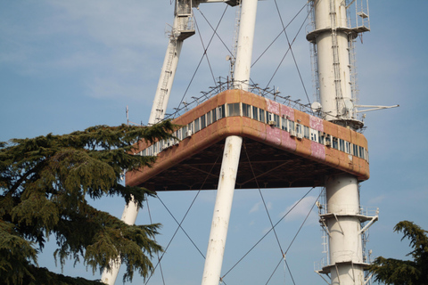 تبليسي: جولة في أساطير وخرافات ماتسمينداتجربة سفر خاصة