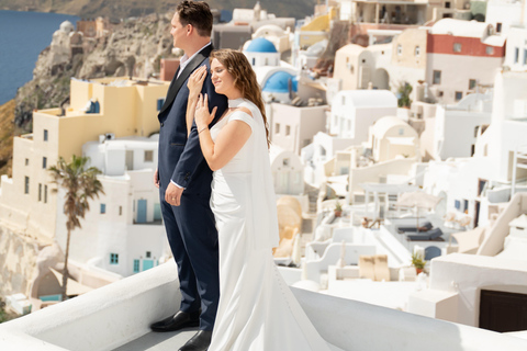 The Art of Santorini Light in Oia by Rey 1 HOUR FAMILY OIA