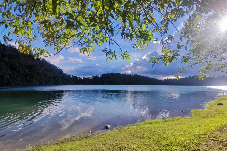 Pagsanjan Wasserfälle und Yambo See (Schwimmen und Naturerlebnis)