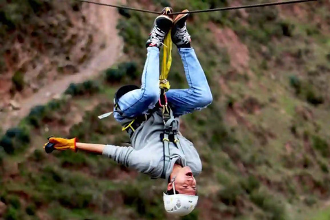 Cusco from the Heights: Zipline in the Sacred ValleyCusco dall&#039;alto: Zipline nella Valle Sacra