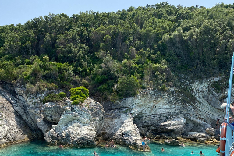 Parga: Iconic Paxos, Antipaxos & Blue Caves Cruise with Swim