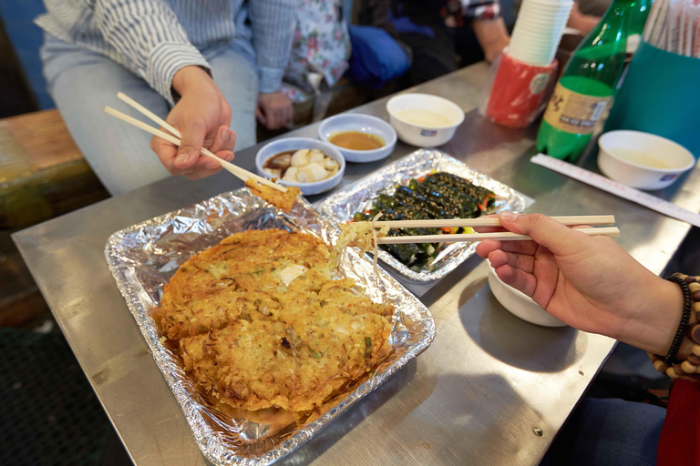 Seúl: tour gastronómico por el mercado de Dongmyo y Gwangjang