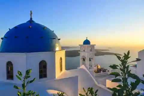 Santorini: Private Tour 3hours Wine n local product tasting